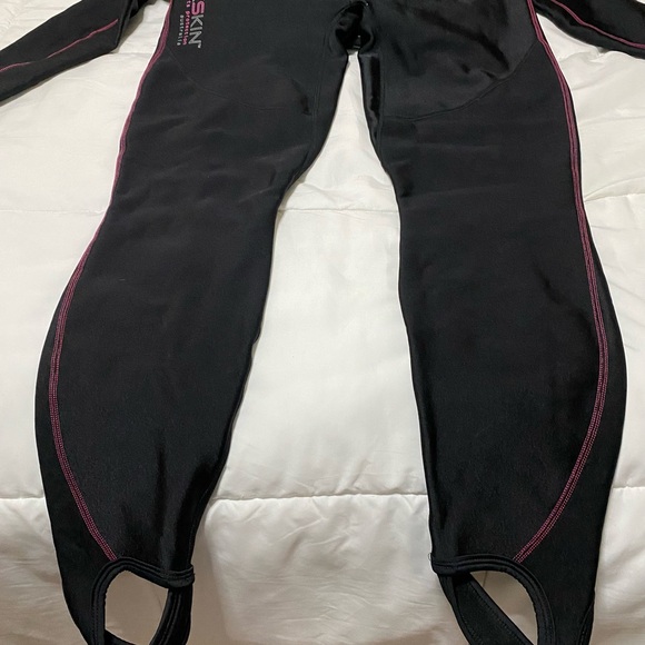 NEW Women's Sharkskin technical water sports protection Full Body suit size 8 - Picture 3 of 11
